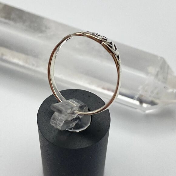 Sterling Silver Pentagram With Celtic Triquetras Ring Sizes 7,8,9 - Picture 3 of 5